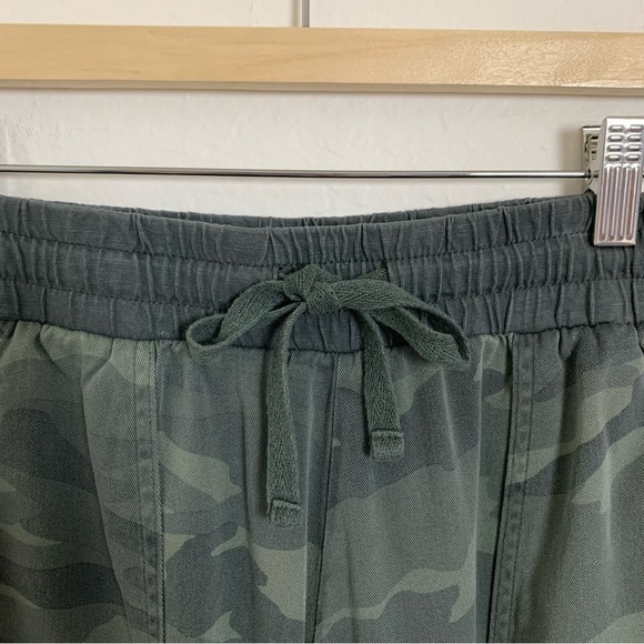 Splendid Boardwalk Green Camo Camouflage Joggers Size Small - Picture 4 of 16